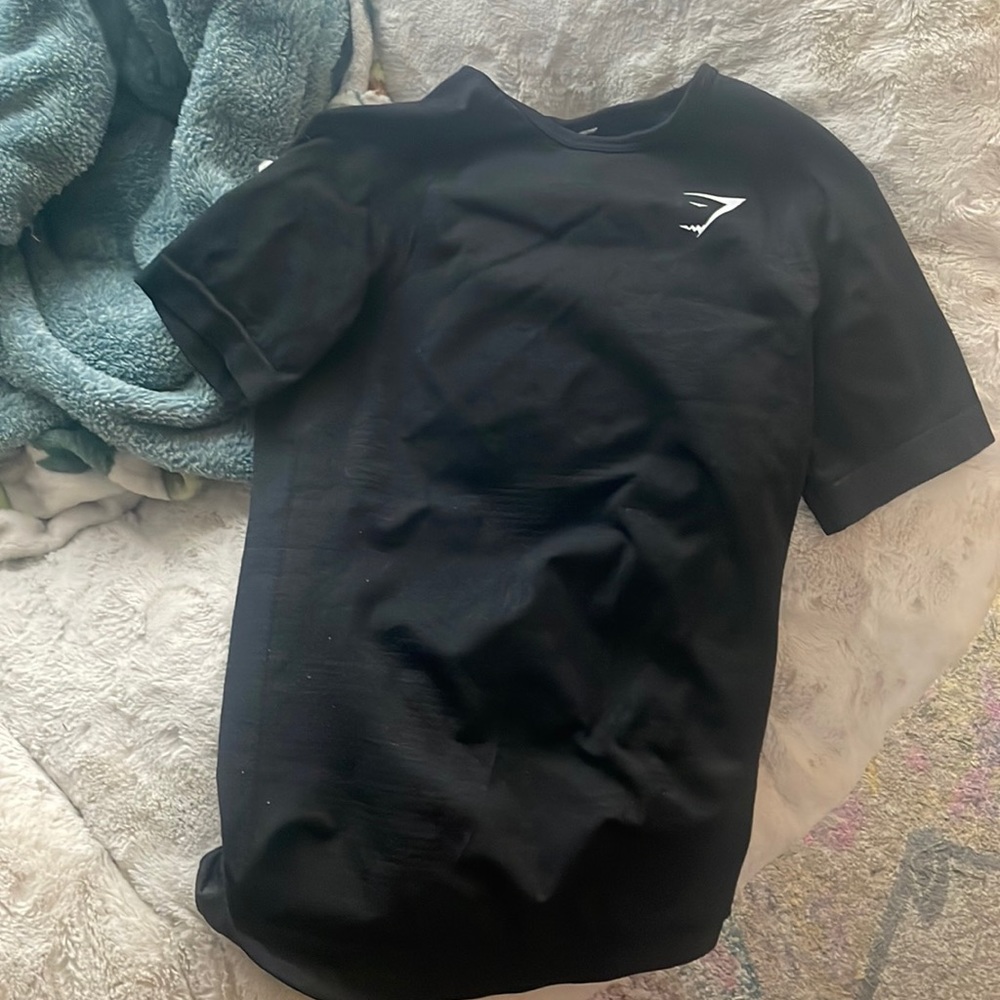 gymshark shirt black